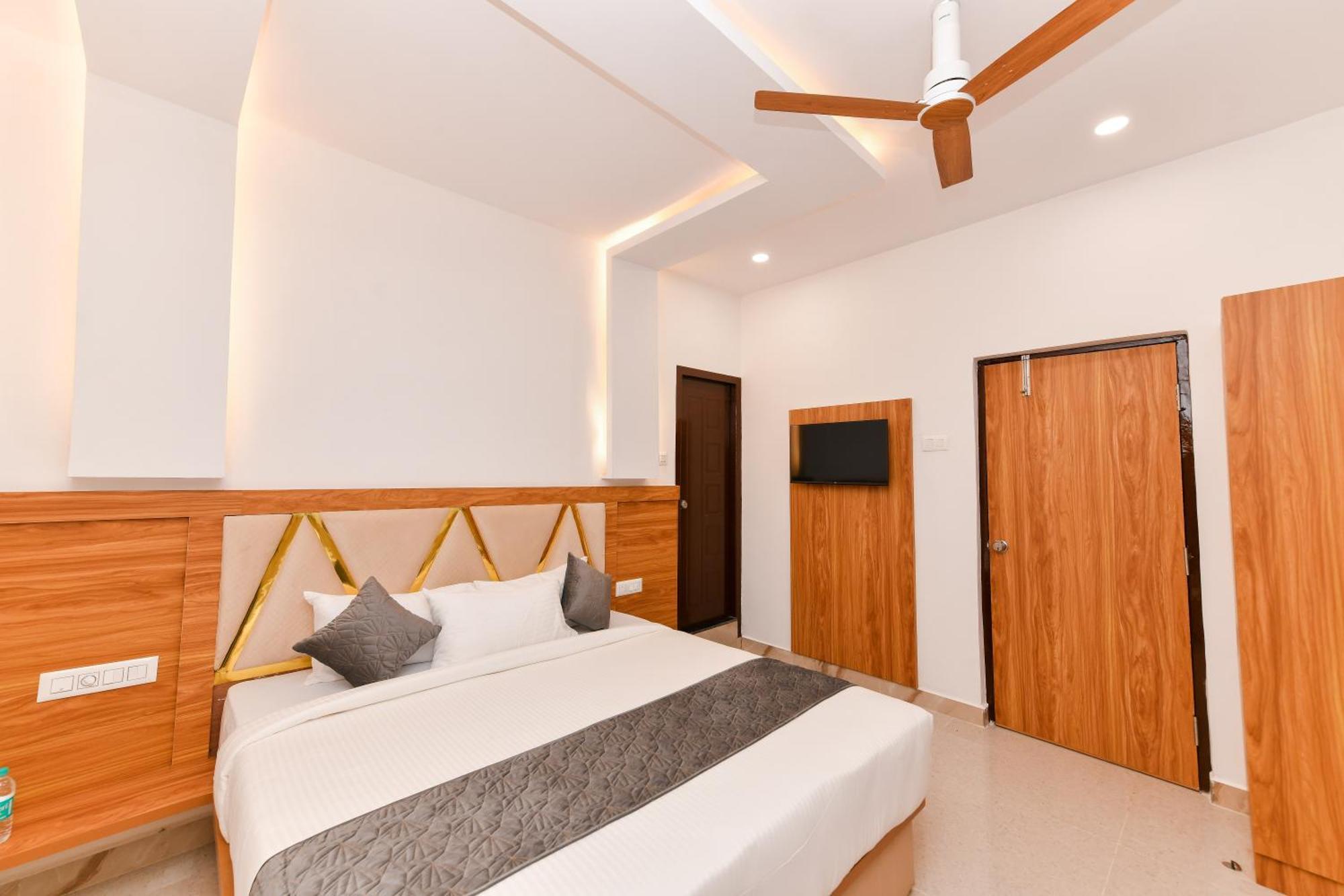 Hotel Shine International Mysore Ngoại thất bức ảnh