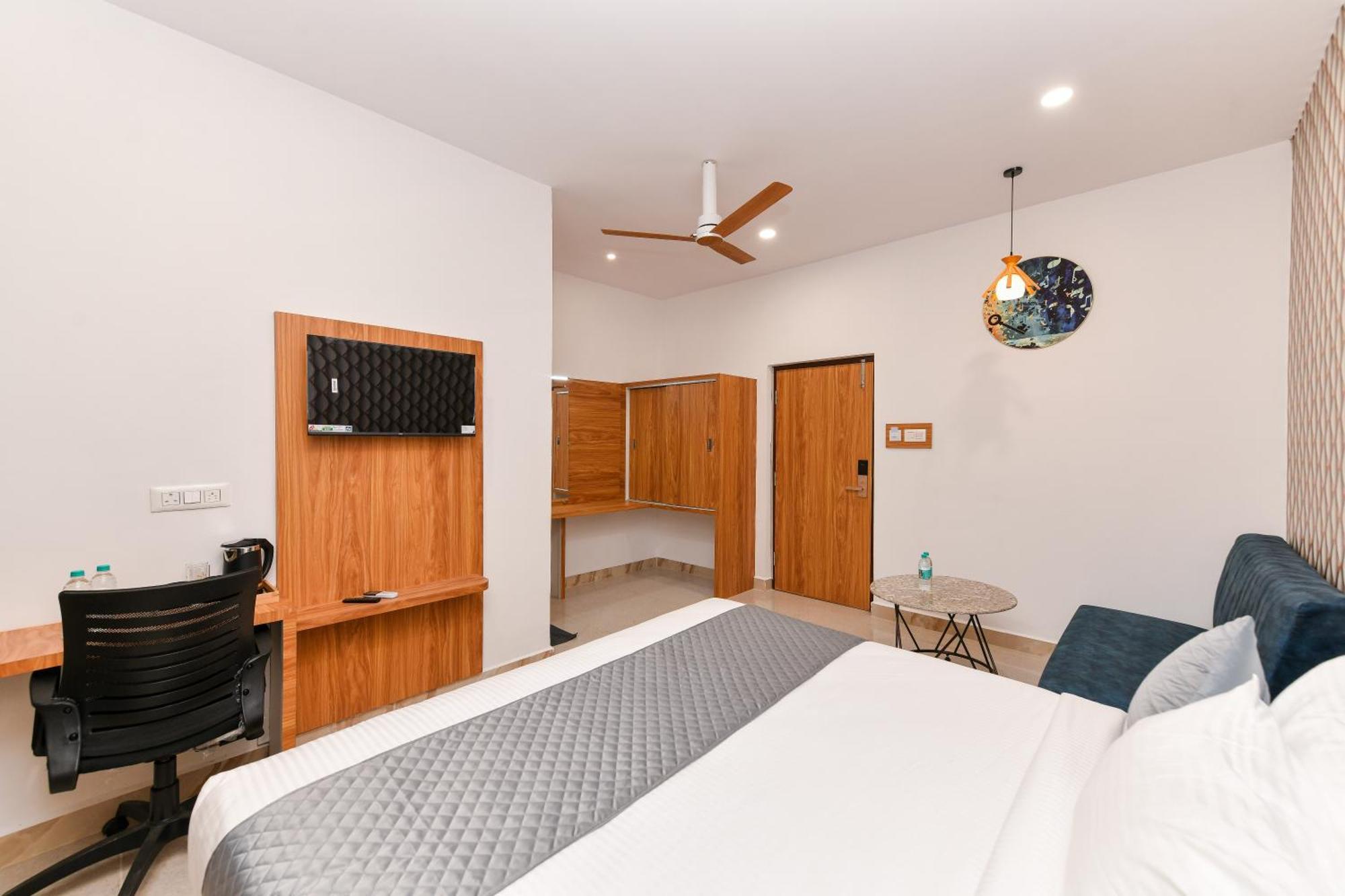 Hotel Shine International Mysore Ngoại thất bức ảnh