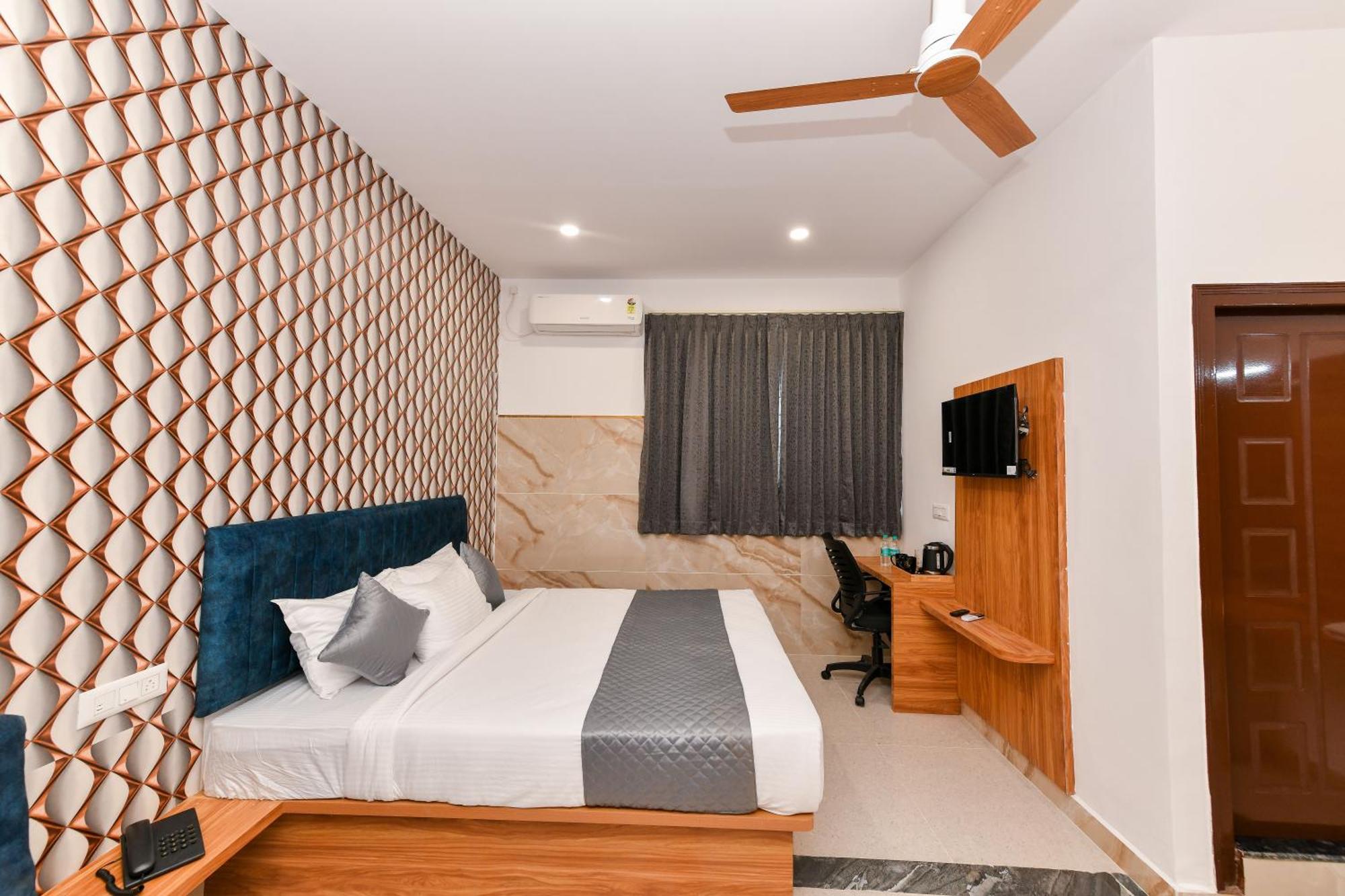 Hotel Shine International Mysore Ngoại thất bức ảnh