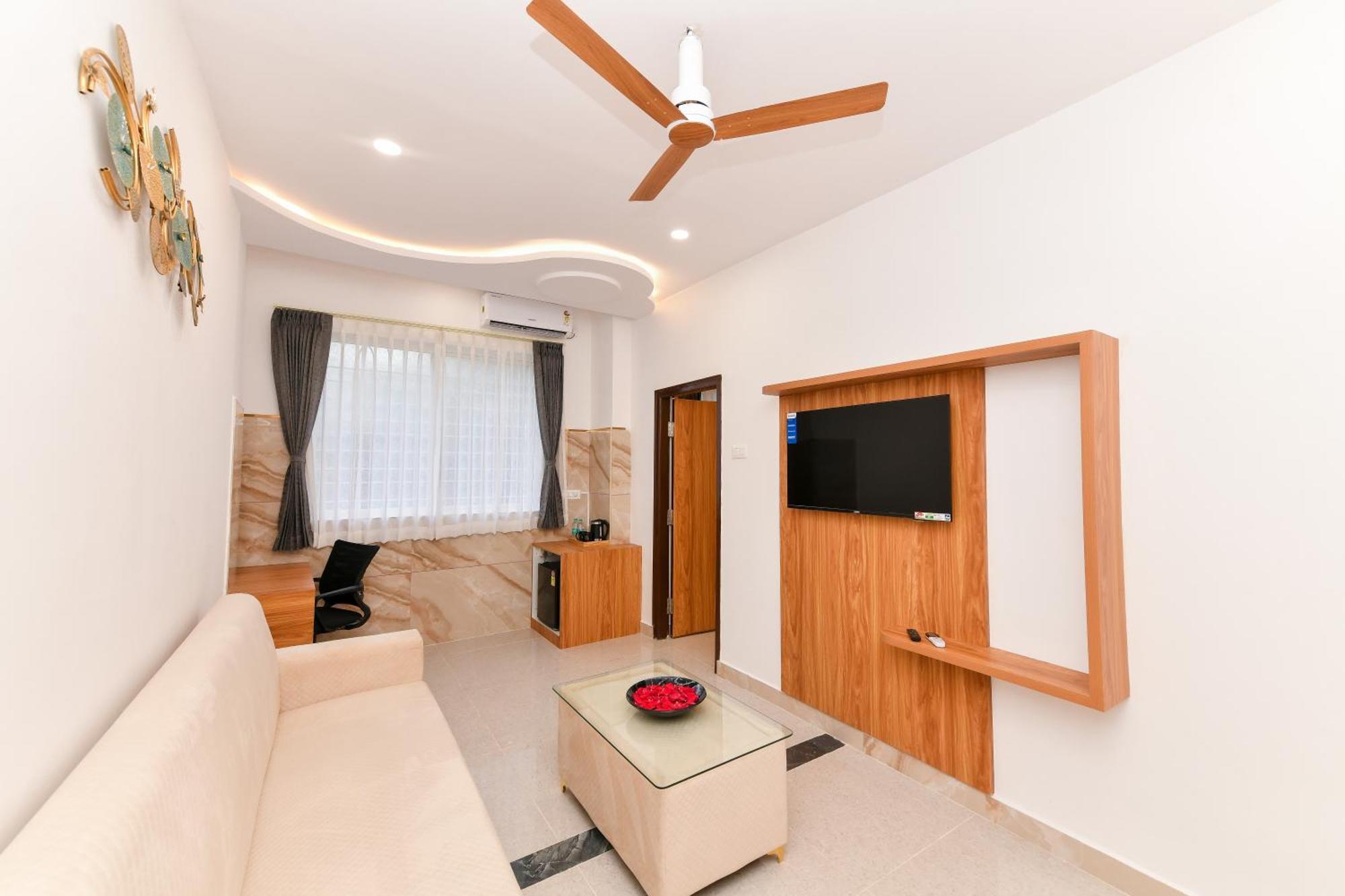 Hotel Shine International Mysore Ngoại thất bức ảnh