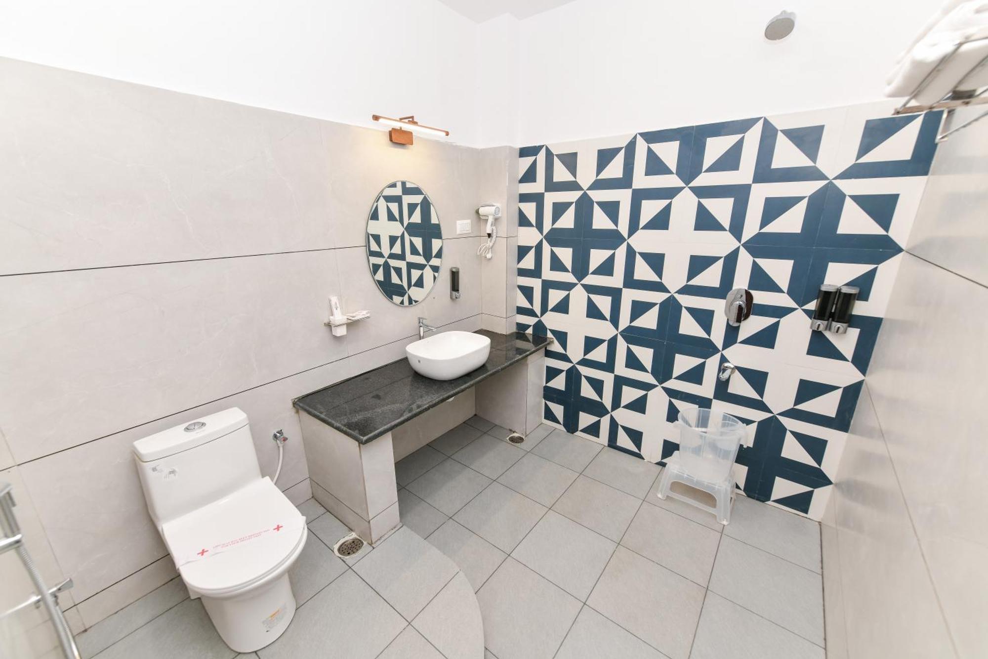 Hotel Shine International Mysore Ngoại thất bức ảnh