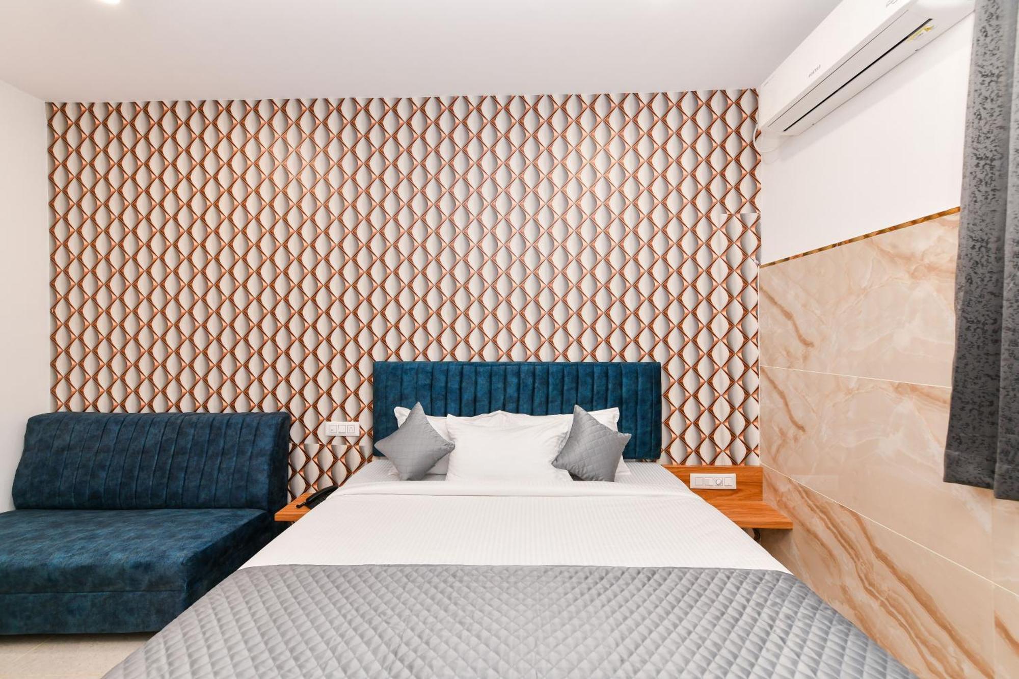 Hotel Shine International Mysore Ngoại thất bức ảnh