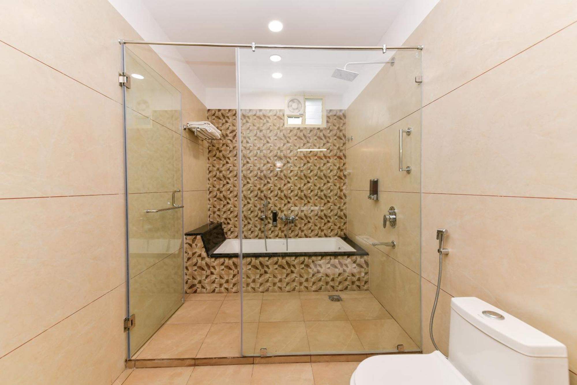 Hotel Shine International Mysore Ngoại thất bức ảnh