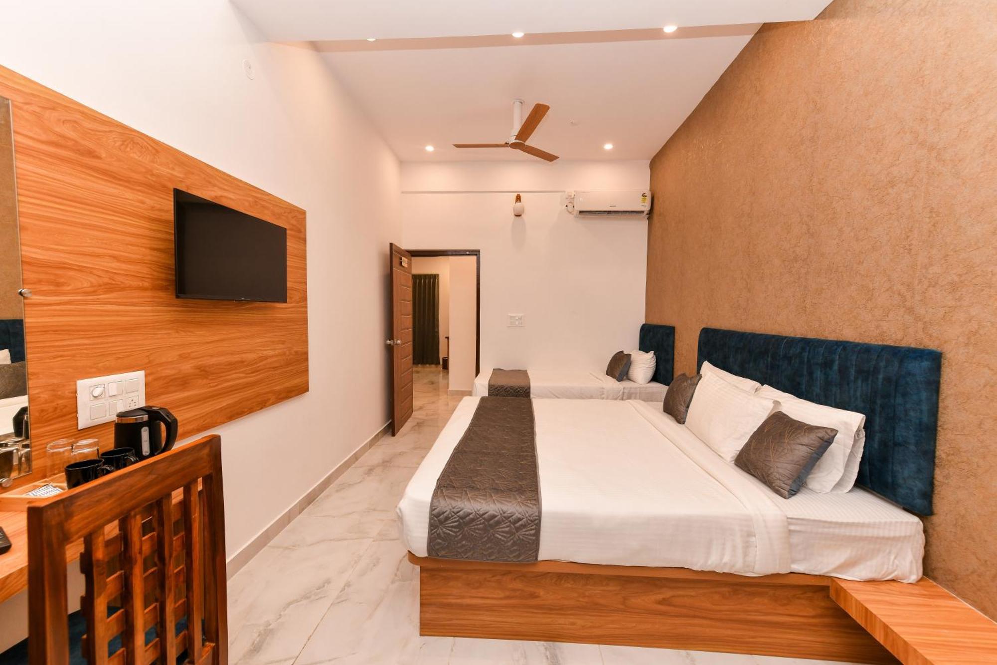 Hotel Shine International Mysore Ngoại thất bức ảnh
